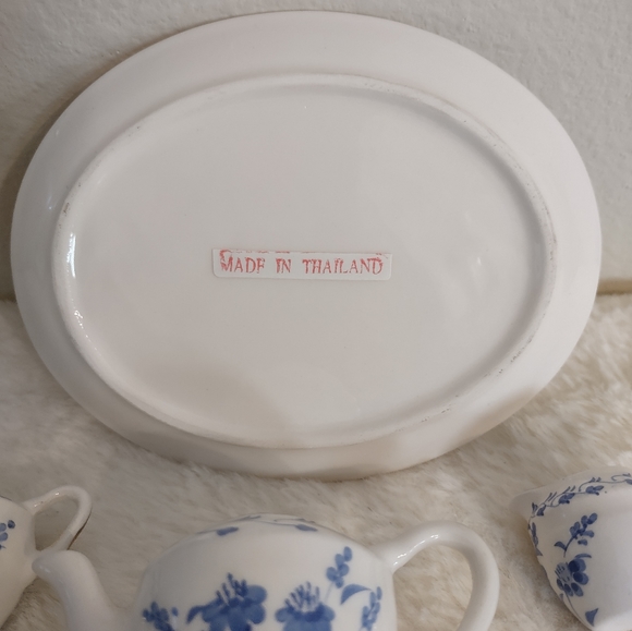 Miniature Tea Set 10 Pieces Blue and White Thailand - Picture 3 of 9